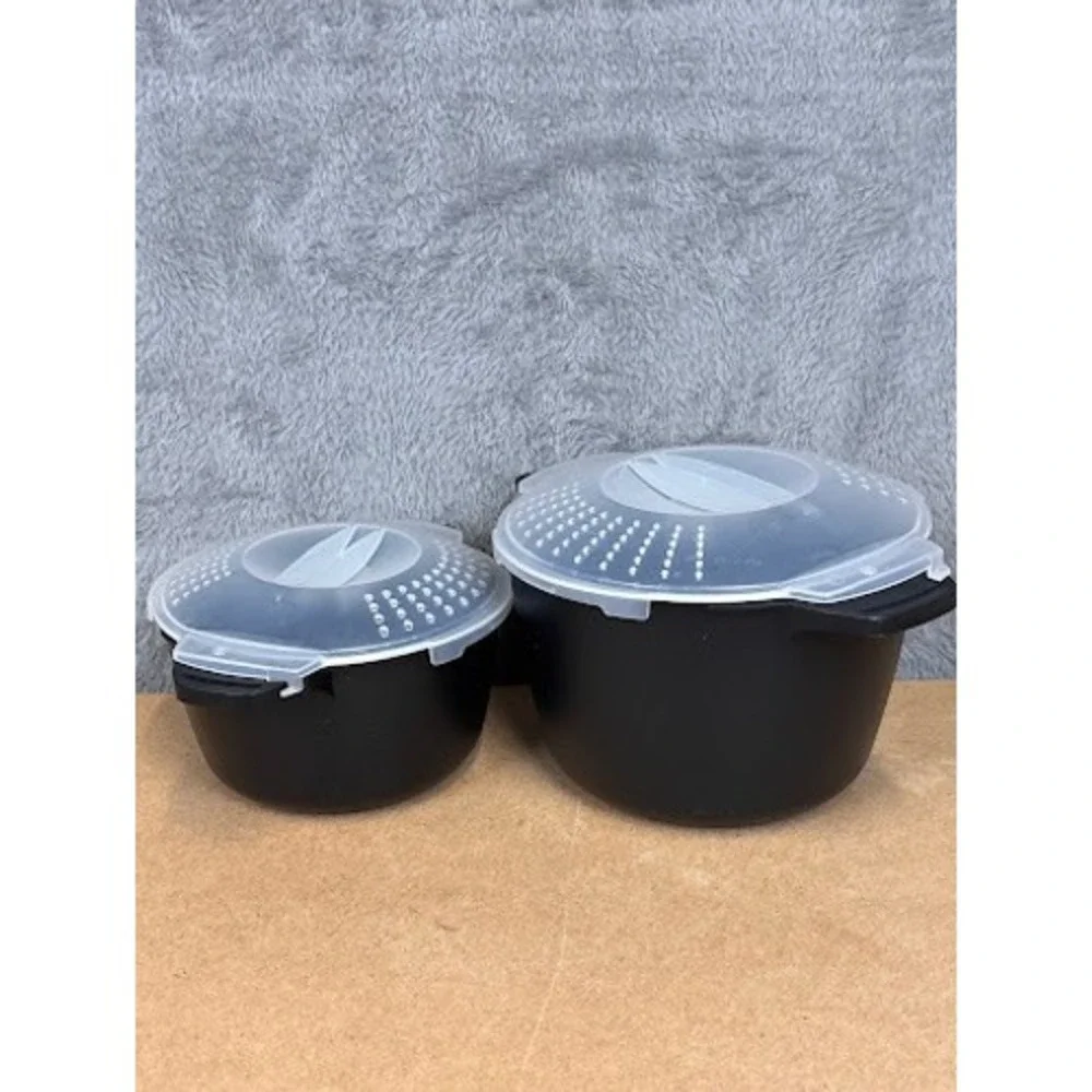 Pampered Chef Micro-Cooker Set 1qt‎ and 2qt Black Microwave Steamer with Lids